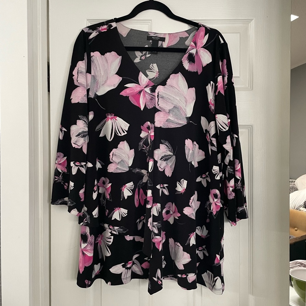 Alfani Women’s blouse 2XL